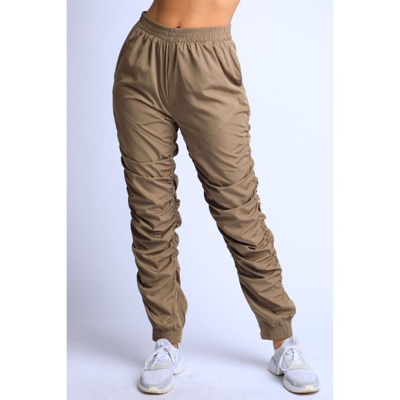 Boutique Pants - Women's Elastic Waist Zip Leg Slash Pocket Ruched Windbreaker Jogger Pants